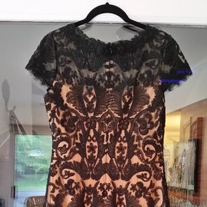 Tadashi Shoji Midi Dress | Size 4